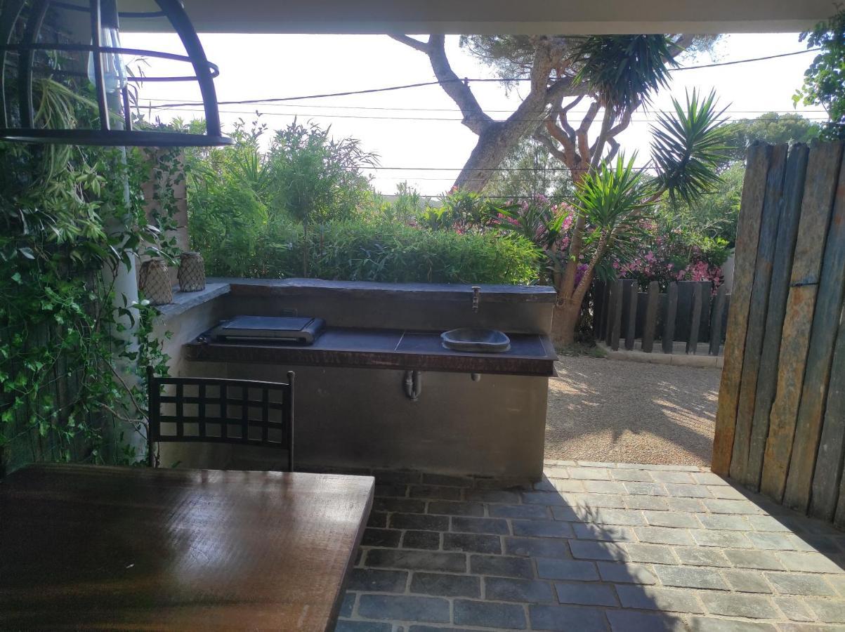 Villa Le M Six-Fours-les-Plages Extérieur photo