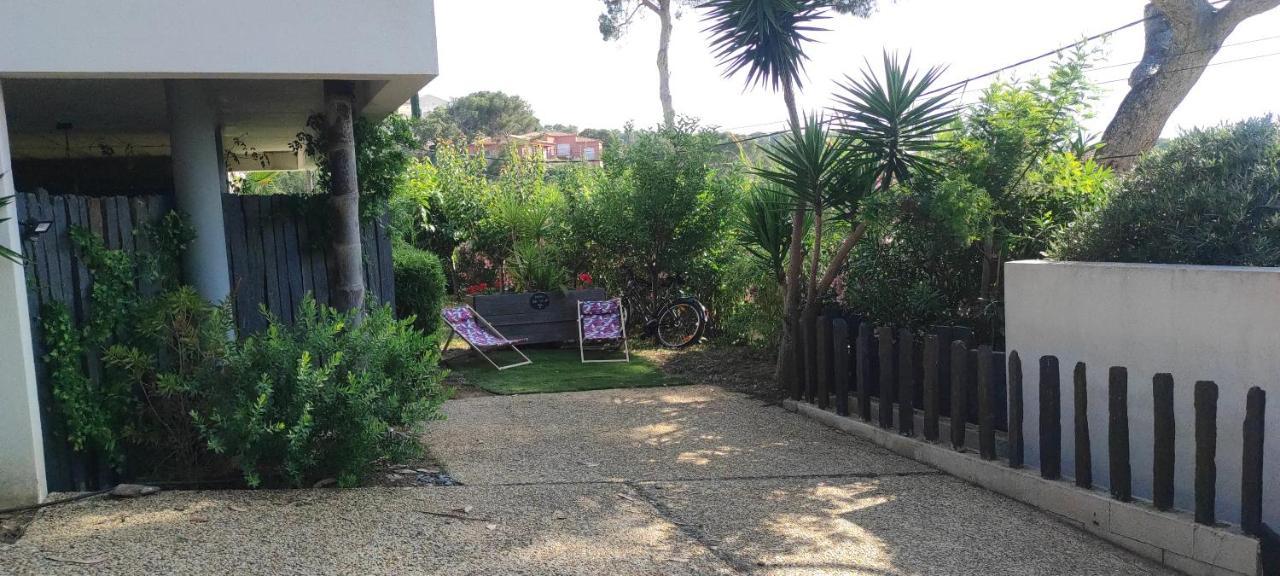 Villa Le M Six-Fours-les-Plages Extérieur photo